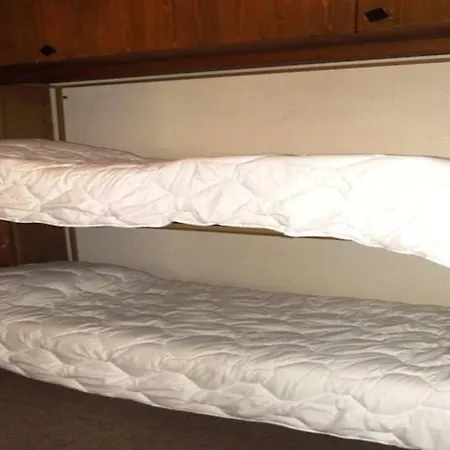 Appartement Pleasant With Balcony