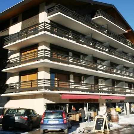 Pleasant With Balcony *